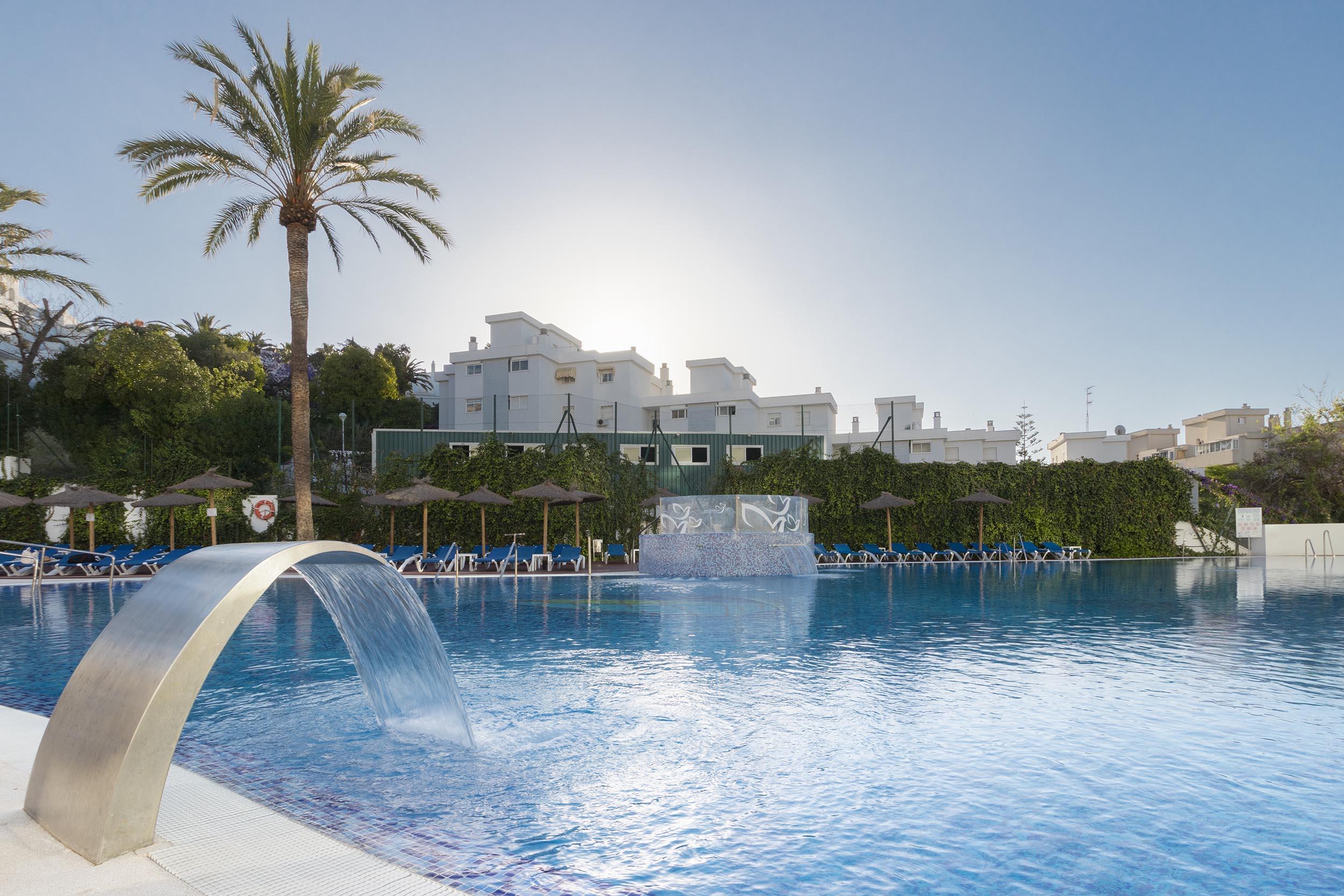 Hotel Palia Las Palomas Torremolinos Exterior photo