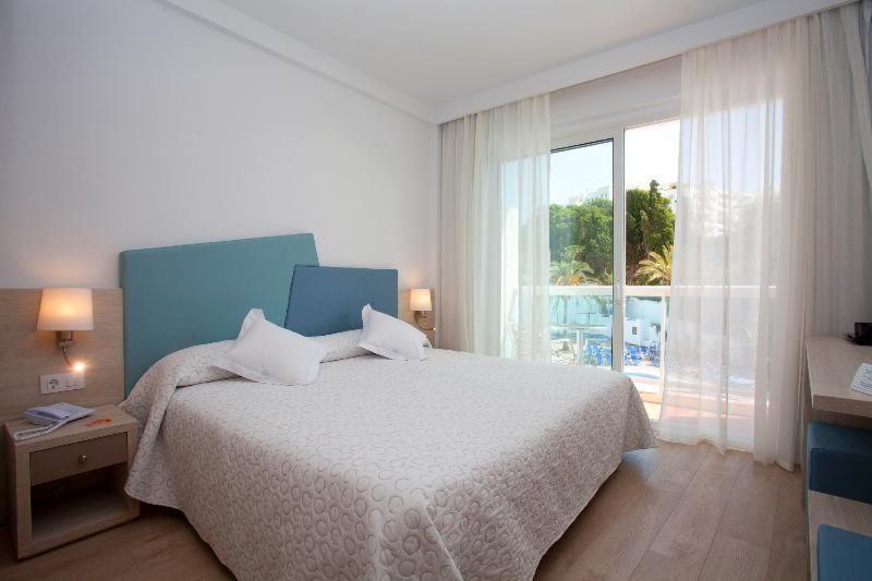 Hotel Palia Las Palomas Torremolinos Room photo